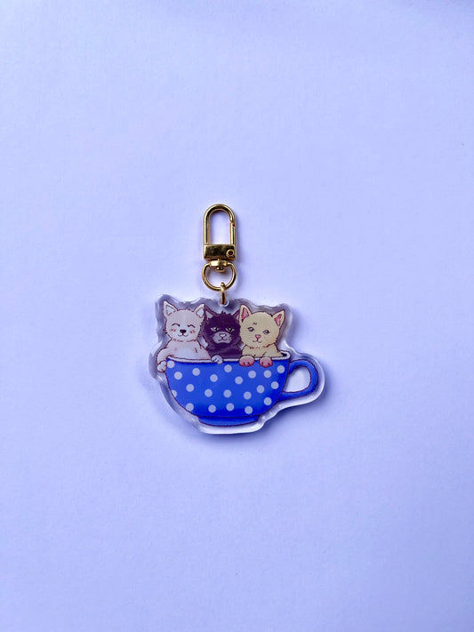 THREE KITTIES IN A TEA CUP